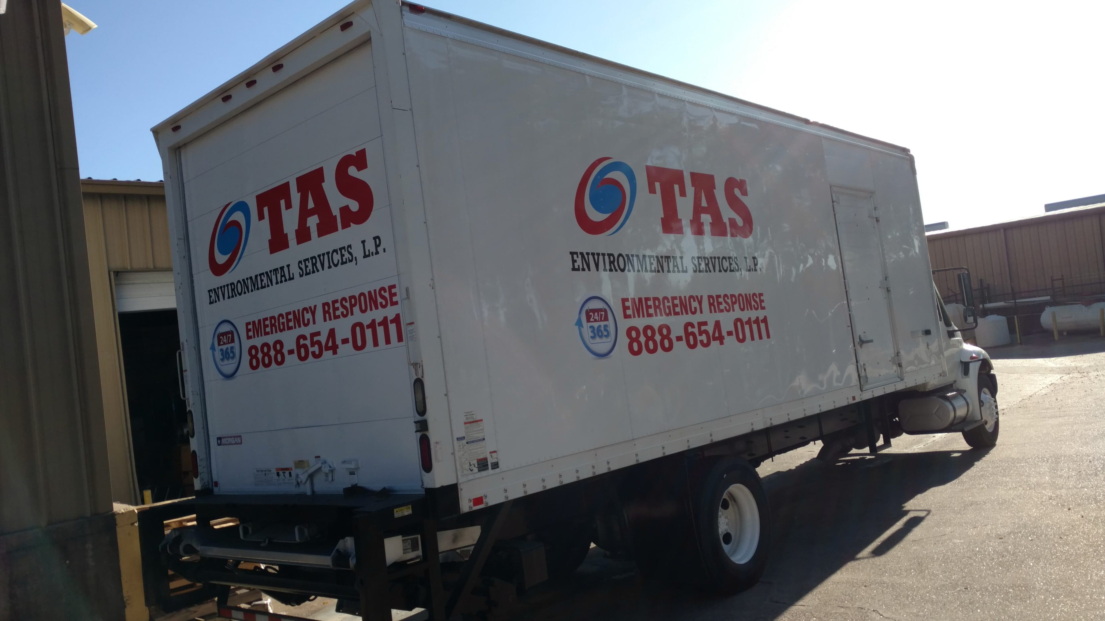 A white truck with the words " tas emergency services, ltd ".